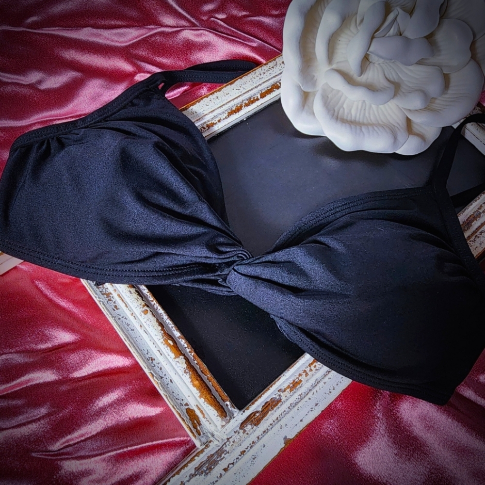 Black Twist Bikini Top